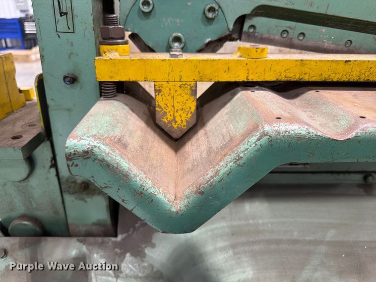 image for item FG0803 Piranha P36 ironworker