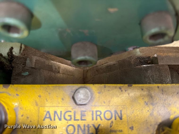 image for item FG0803 Piranha P36 ironworker