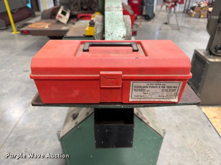 image for item FG0803 Piranha P36 ironworker