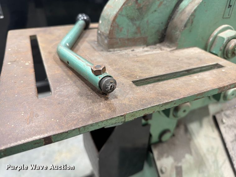 image for item FG0803 Piranha P36 ironworker