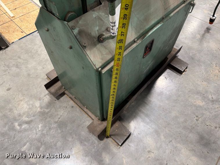 image for item FG0803 Piranha P36 ironworker