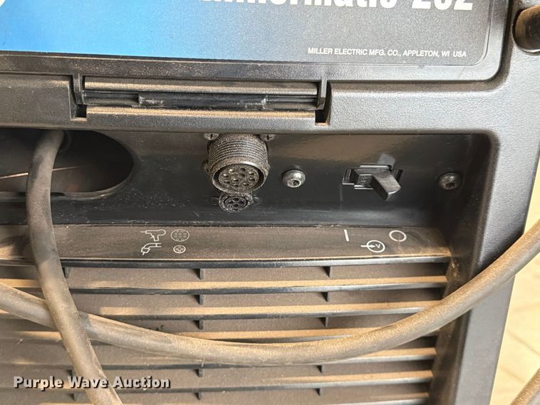image for item FG0804 Miller Millermatic 252 welder