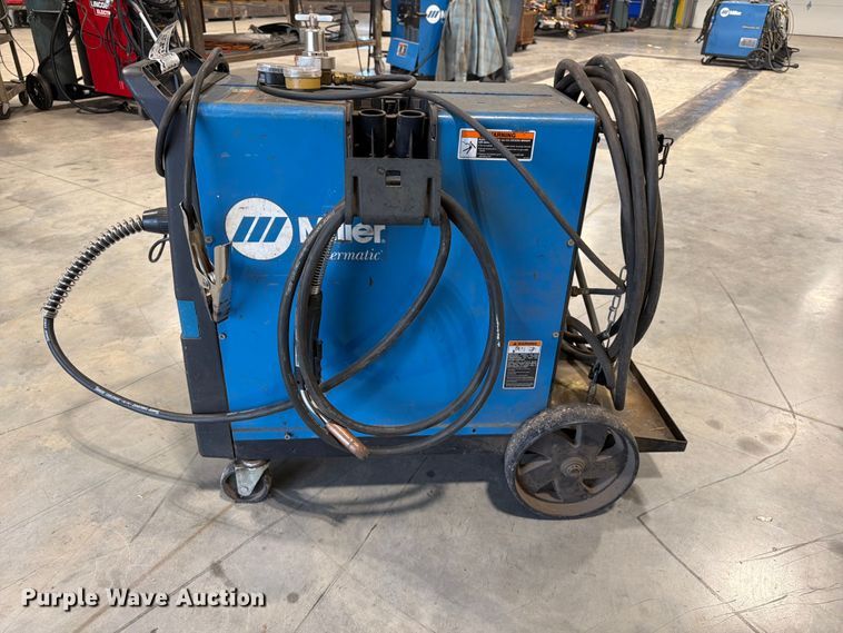 image for item FG0805 Miller Millermatic 250X welder