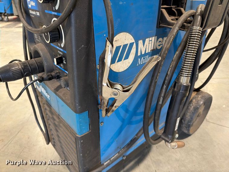 image for item FG0805 Miller Millermatic 250X welder