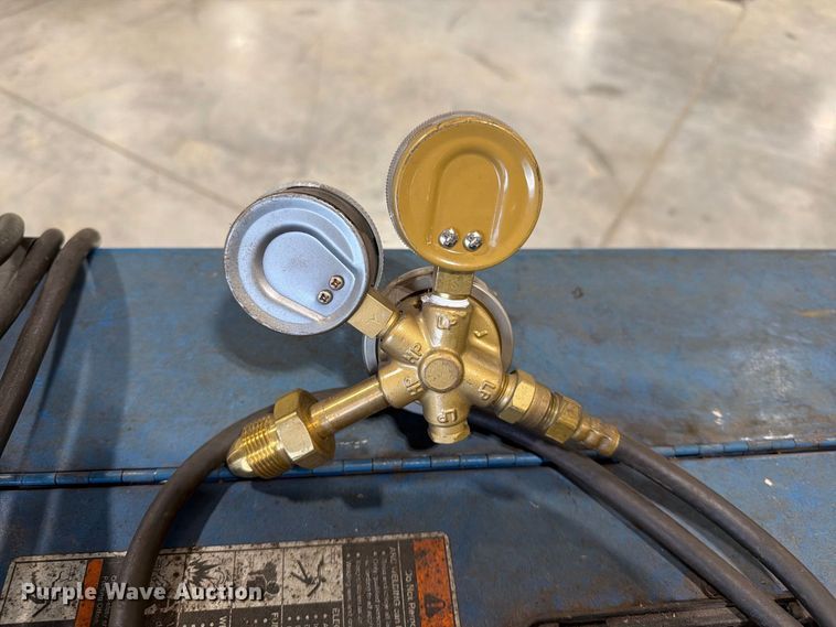 image for item FG0805 Miller Millermatic 250X welder