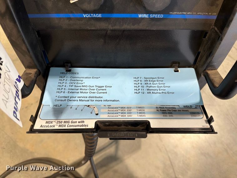 image for item FG0806 Miller Millermatic 252 welder