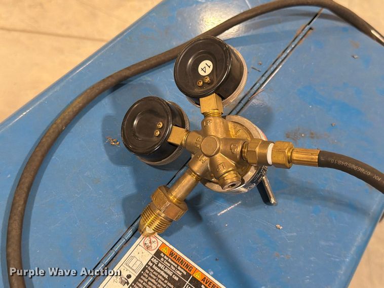 image for item FG0806 Miller Millermatic 252 welder