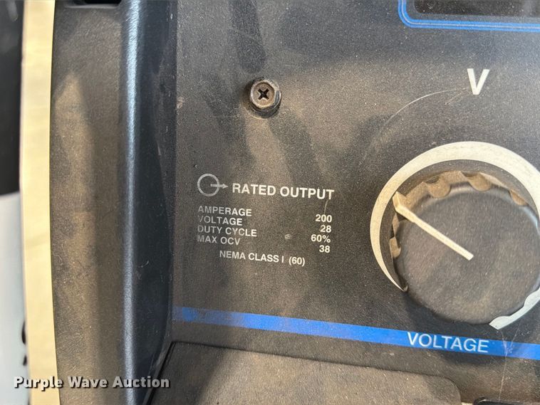 image for item FG0807 Miller Millermatic 252 welder