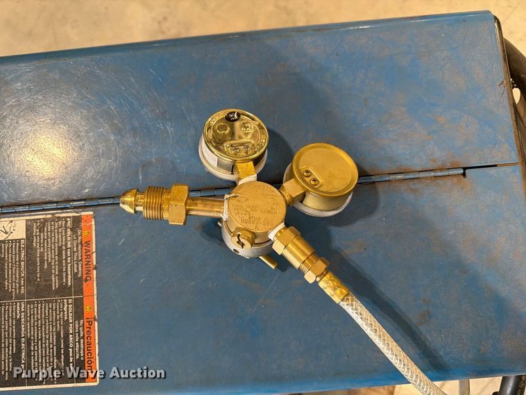 image for item FG0807 Miller Millermatic 252 welder