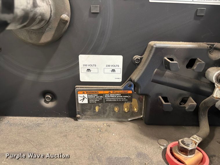 image for item FG0807 Miller Millermatic 252 welder