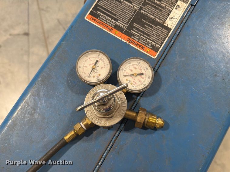 image for item FG0808 Miller Millermatic 252 welder
