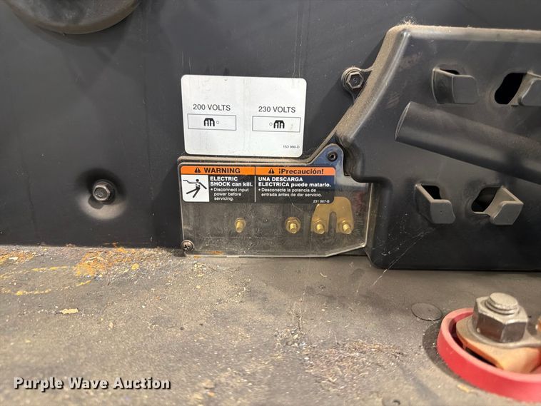 image for item FG0808 Miller Millermatic 252 welder