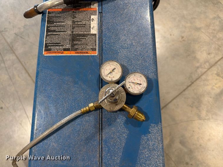 image for item FG0809 Miller Millermatic 252 welder
