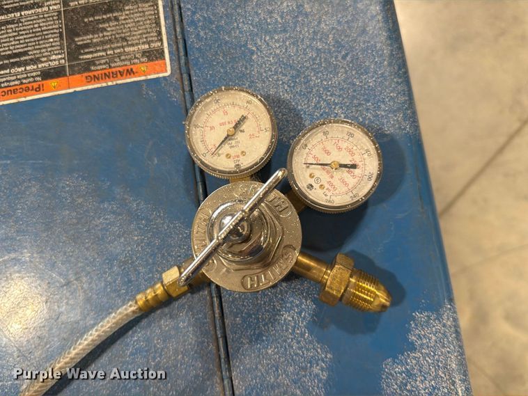 image for item FG0809 Miller Millermatic 252 welder