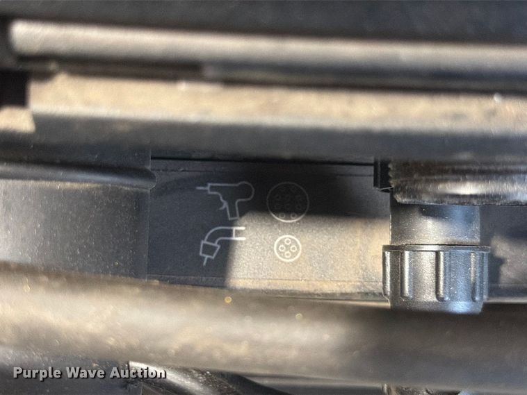 image for item FG0810 Miller Millermatic 252 welder