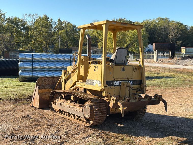 image for item FG0839 1992 Caterpillar 935C loader