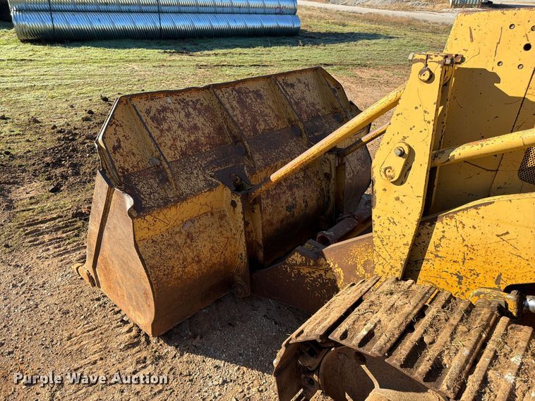 image for item FG0839 1992 Caterpillar 935C loader