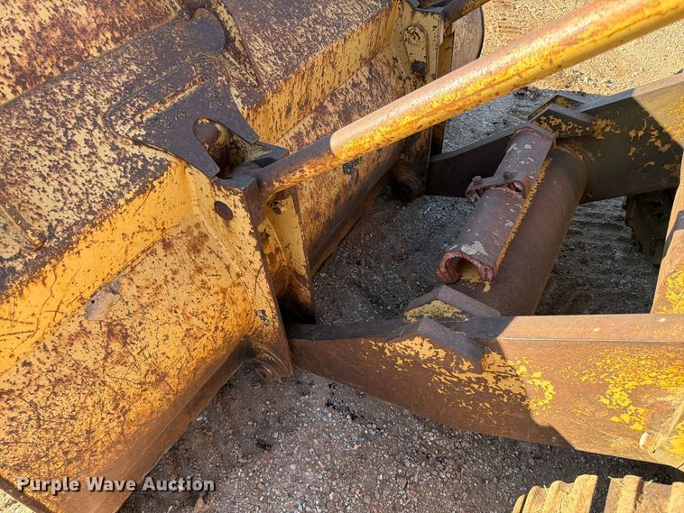 image for item FG0839 1992 Caterpillar 935C loader