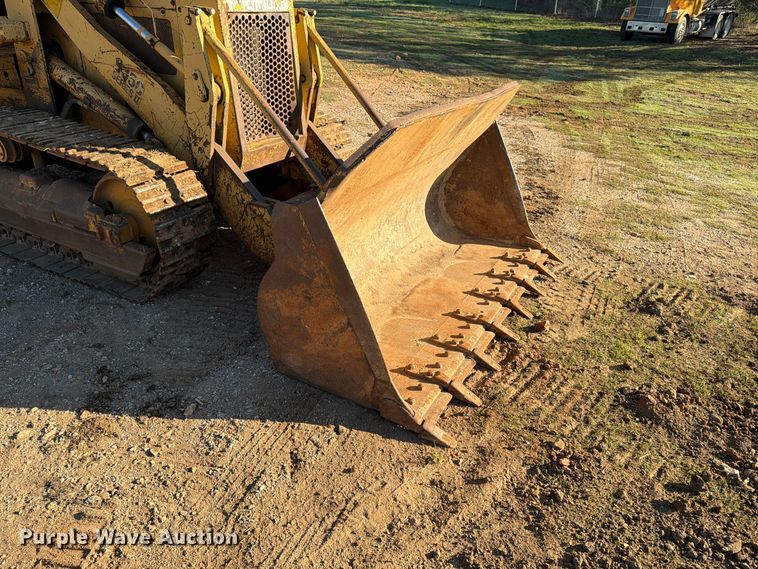 image for item FG0839 1992 Caterpillar 935C loader