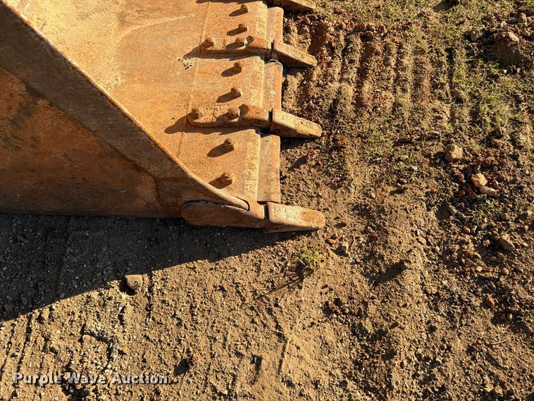 image for item FG0839 1992 Caterpillar 935C loader