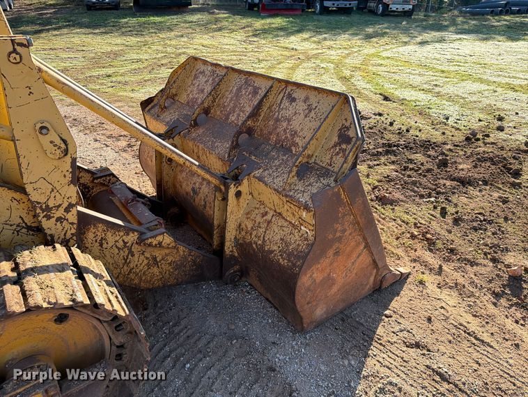 image for item FG0839 1992 Caterpillar 935C loader