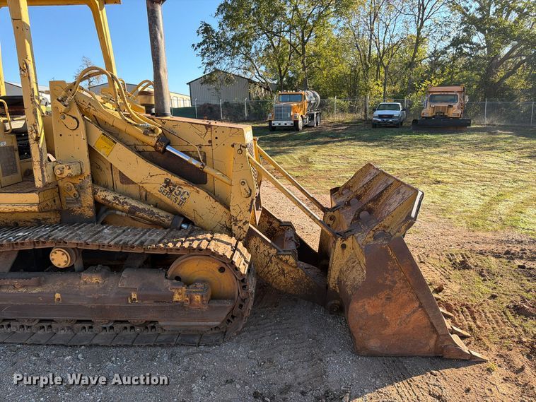 image for item FG0839 1992 Caterpillar 935C loader