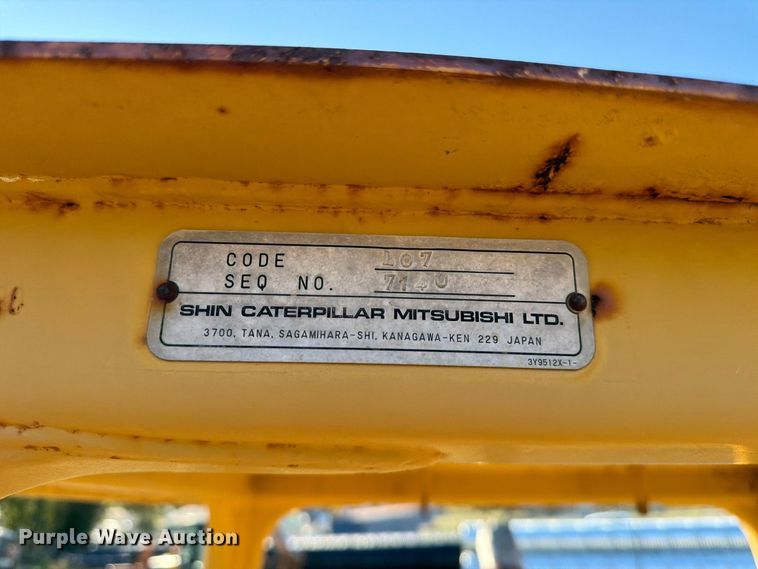 image for item FG0839 1992 Caterpillar 935C loader