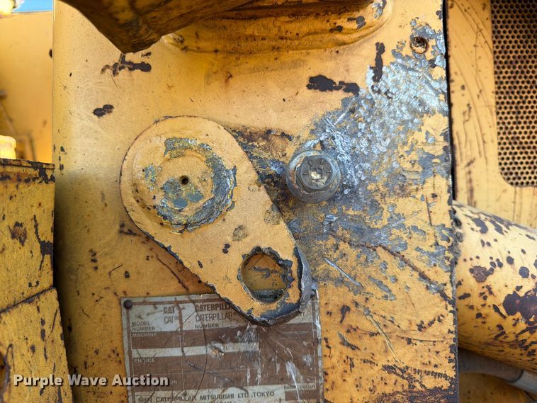 image for item FG0839 1992 Caterpillar 935C loader