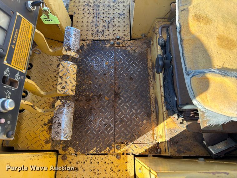 image for item FG0839 1992 Caterpillar 935C loader