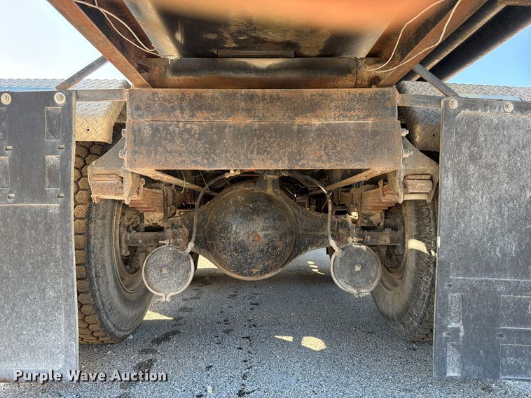 image for item FG0840 1990 International 9300 water truck