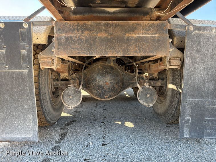 image for item FG0840 1990 International 9300 water truck