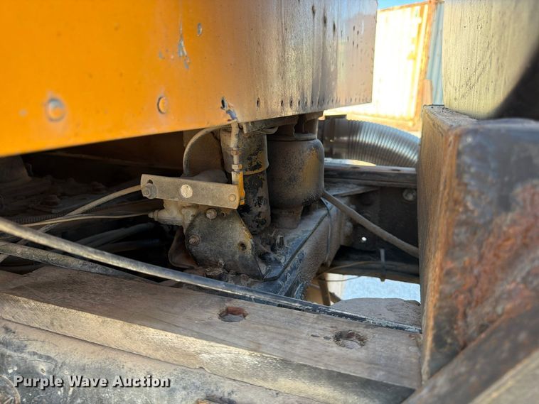 image for item FG0840 1990 International 9300 water truck
