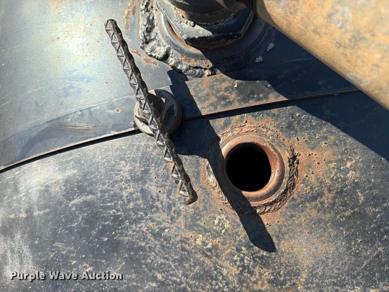 image for item FG0840 1990 International 9300 water truck