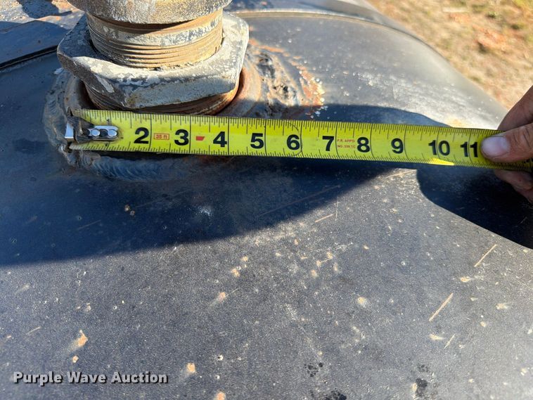 image for item FG0840 1990 International 9300 water truck