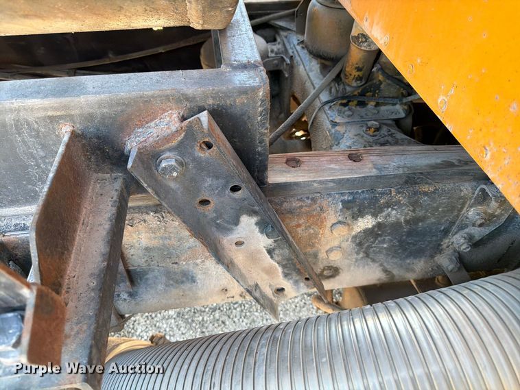 image for item FG0840 1990 International 9300 water truck