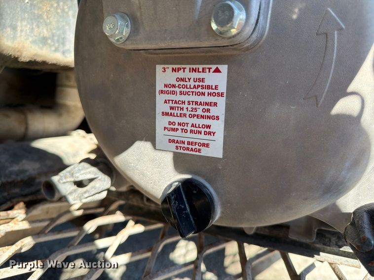 image for item FG0840 1990 International 9300 water truck