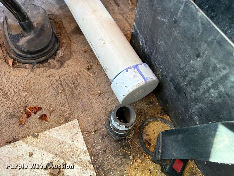 image for item FG0840 1990 International 9300 water truck