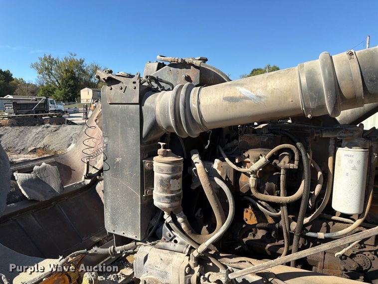 image for item FG0840 1990 International 9300 water truck