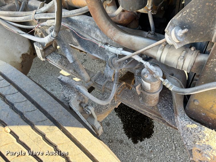 image for item FG0840 1990 International 9300 water truck