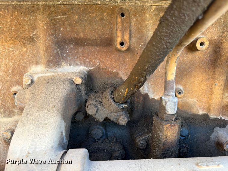 image for item FG0840 1990 International 9300 water truck