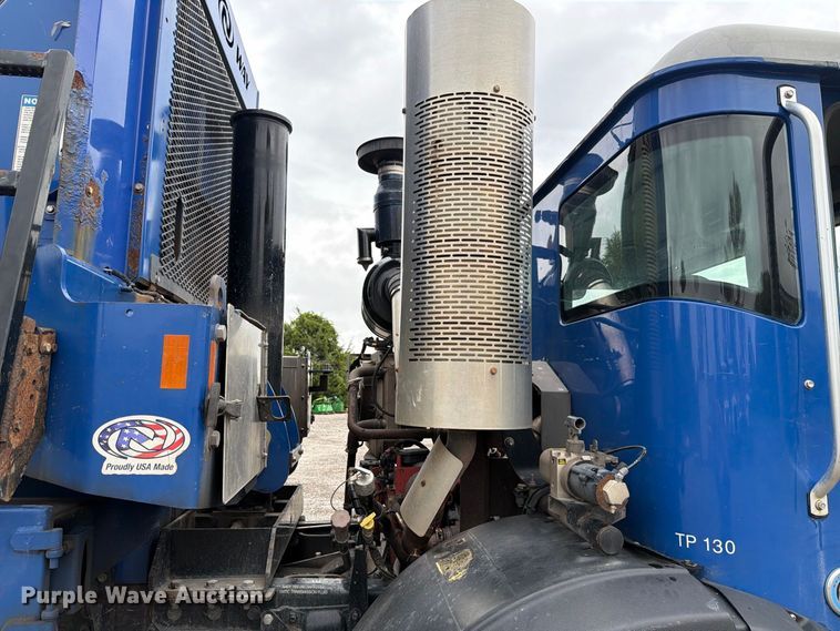 image for item FH6263 2017 Mack LR633 refuse truck