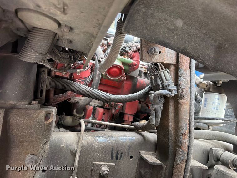 image for item FH6263 2017 Mack LR633 refuse truck