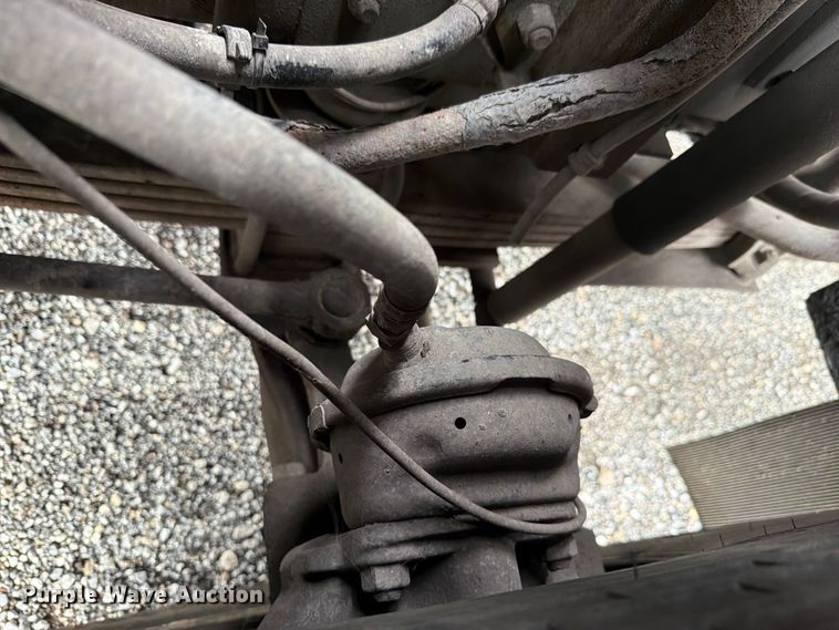 image for item FH6263 2017 Mack LR633 refuse truck