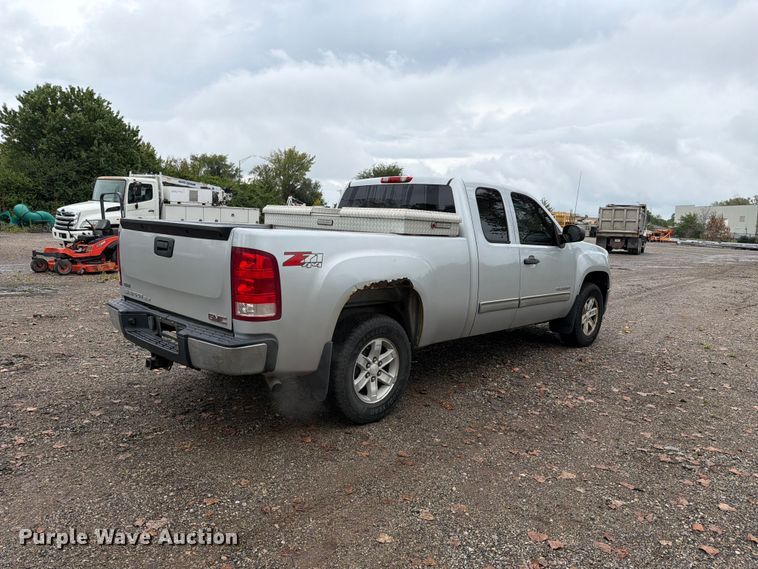 image for item FH6363 2012 GMC Sierra 1500 Ext. Cab pickup truck