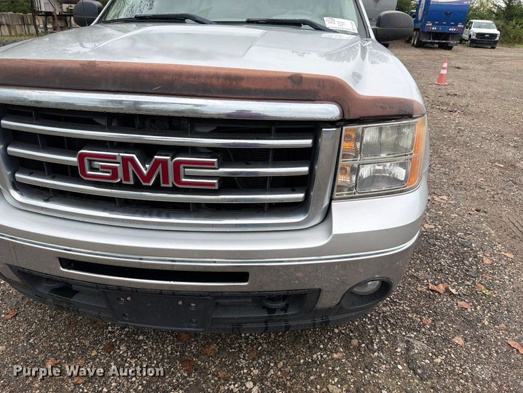 image for item FH6363 2012 GMC Sierra 1500 Ext. Cab pickup truck