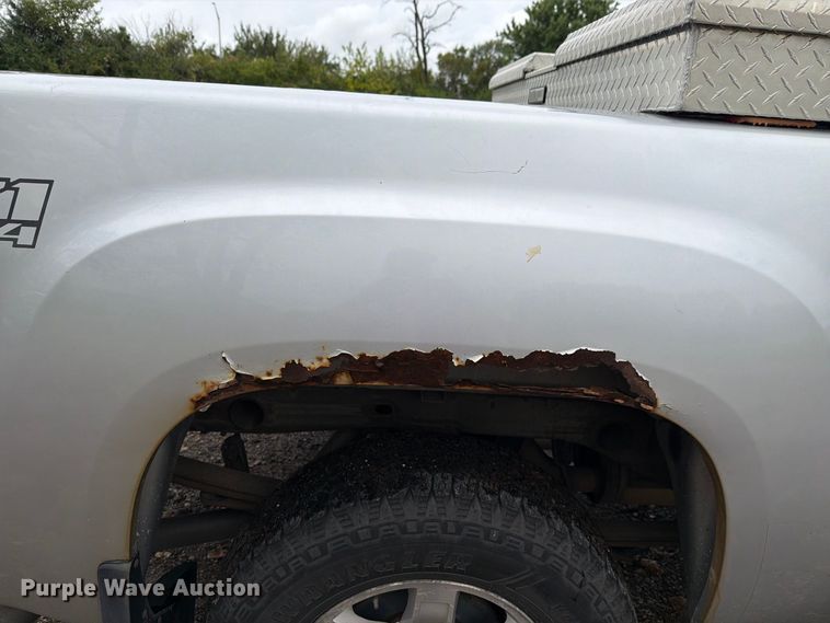 image for item FH6363 2012 GMC Sierra 1500 Ext. Cab pickup truck