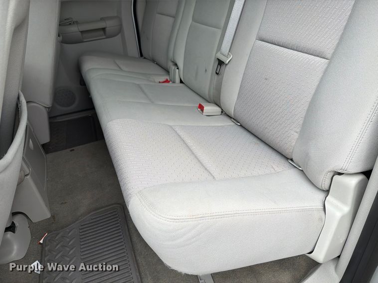image for item FH6363 2012 GMC Sierra 1500 Ext. Cab pickup truck