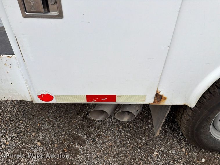 image for item FH6364 2010 Ford F350 Super Duty XL Ext. Cab utility bed pickup truck