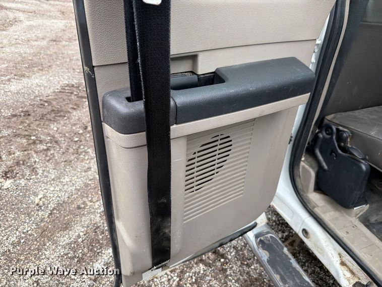 image for item FH6364 2010 Ford F350 Super Duty XL Ext. Cab utility bed pickup truck