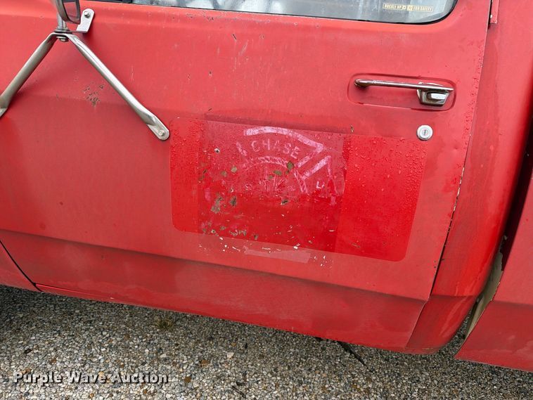 image for item FH6412 1985 Dodge W350 pickup truck